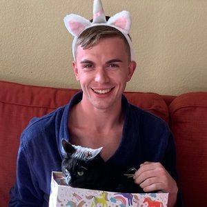 Meet your Posher, Mitchell